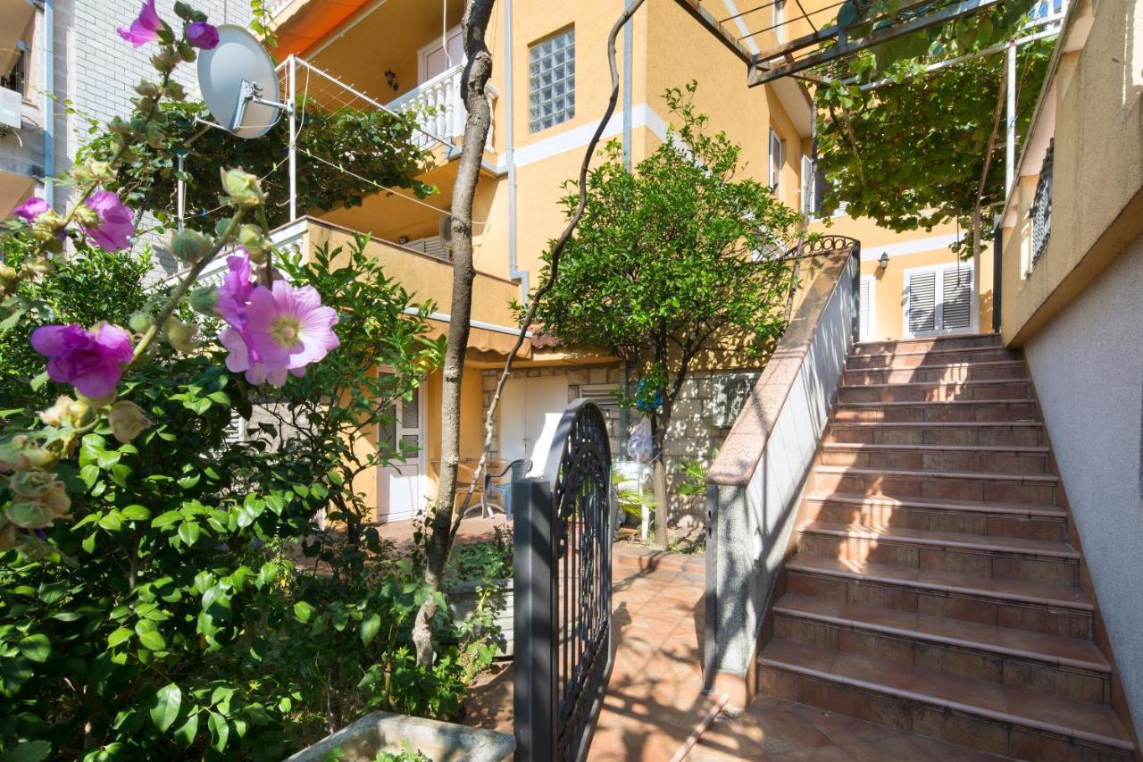 Apartments Antic Budva Exterior photo