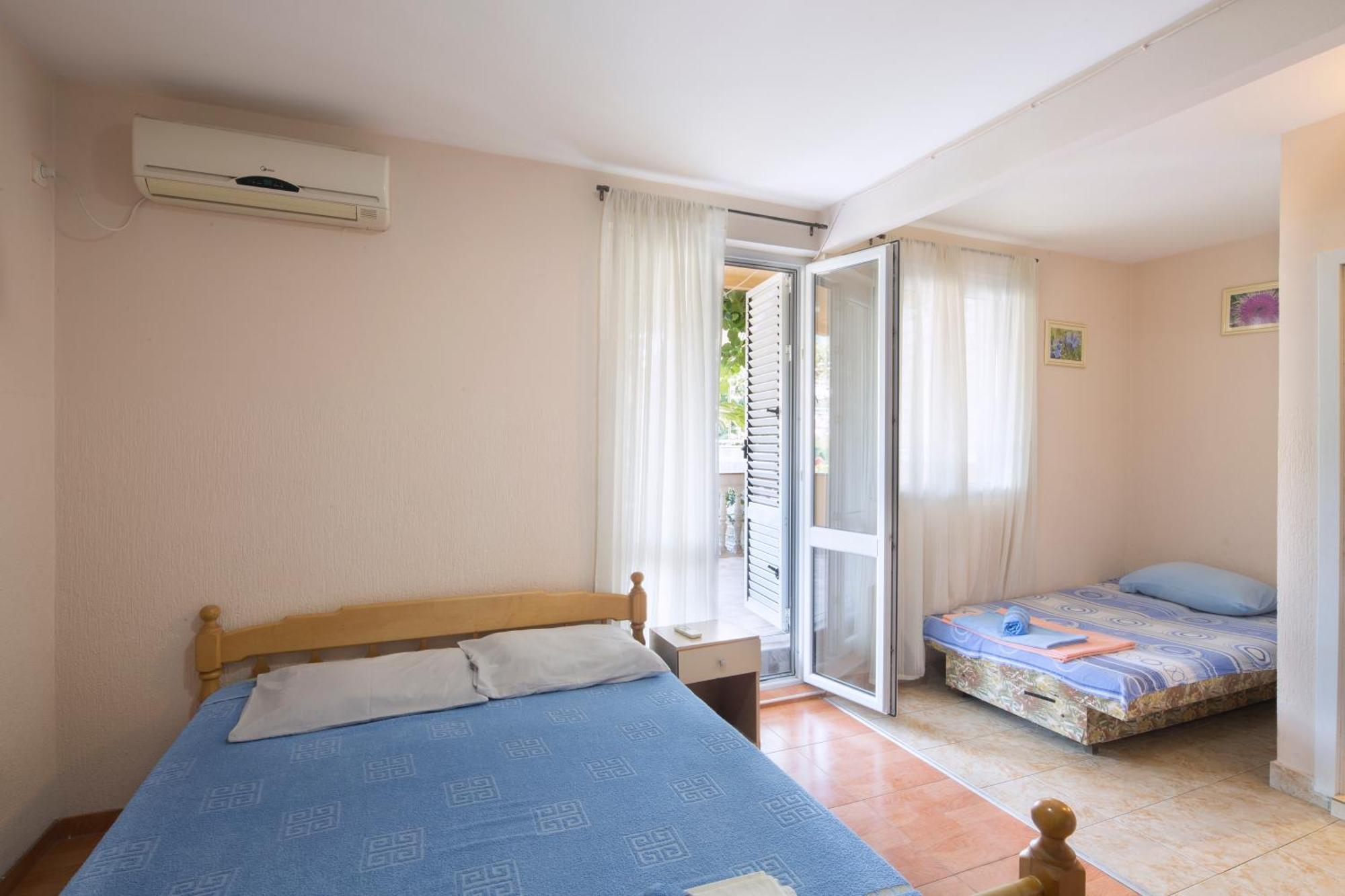 Apartments Antic Budva Room photo