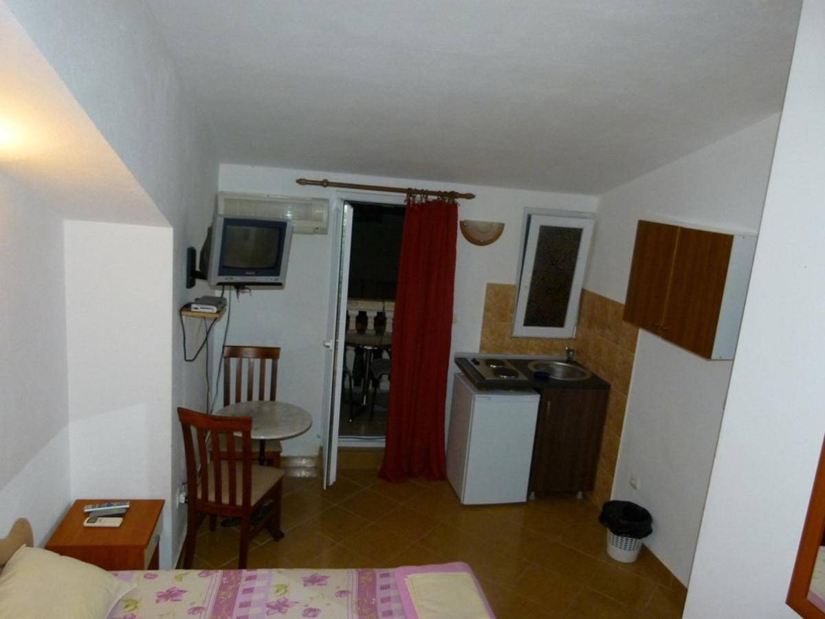 Apartments Antic Budva Exterior photo
