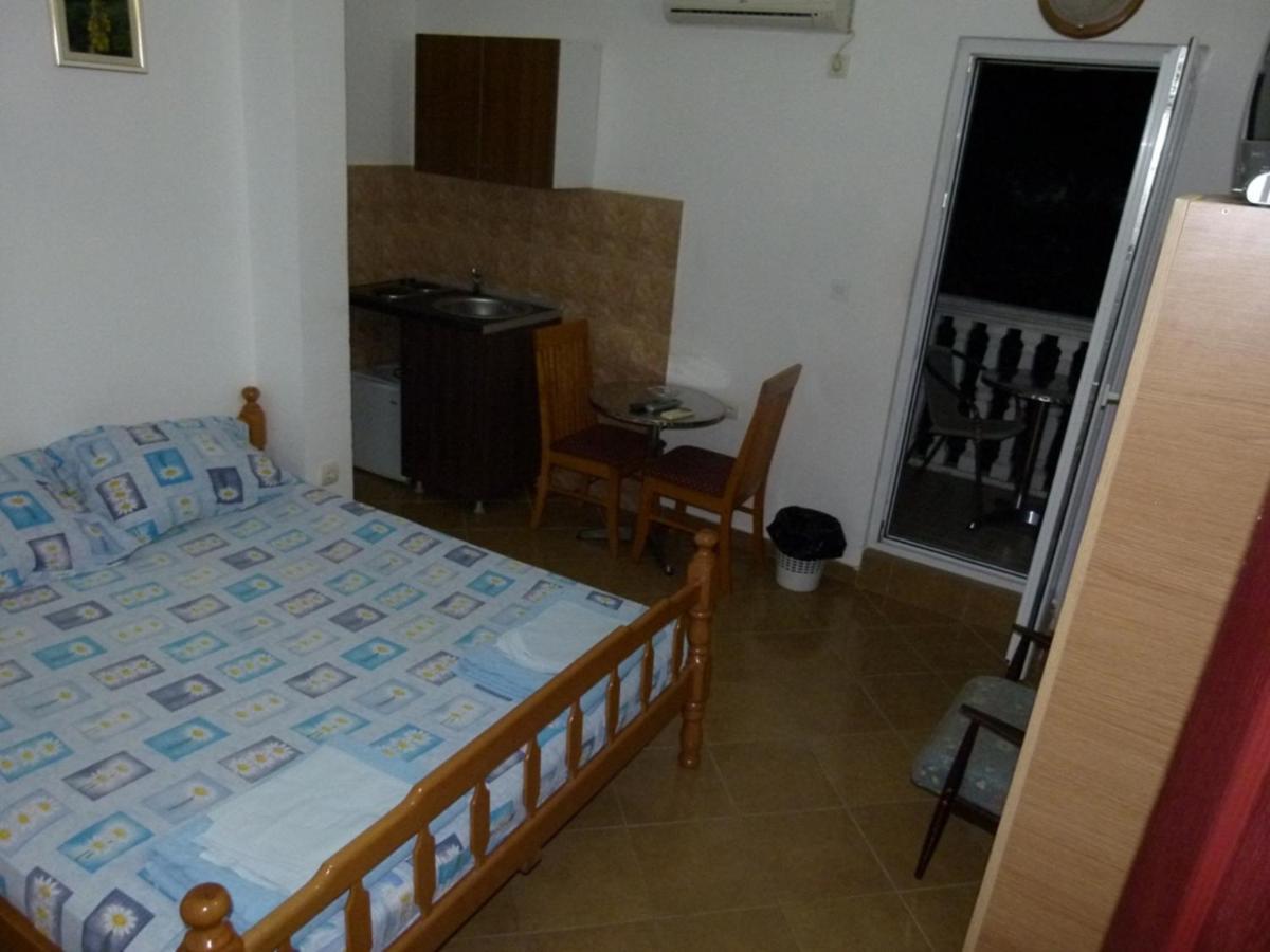 Apartments Antic Budva Exterior photo